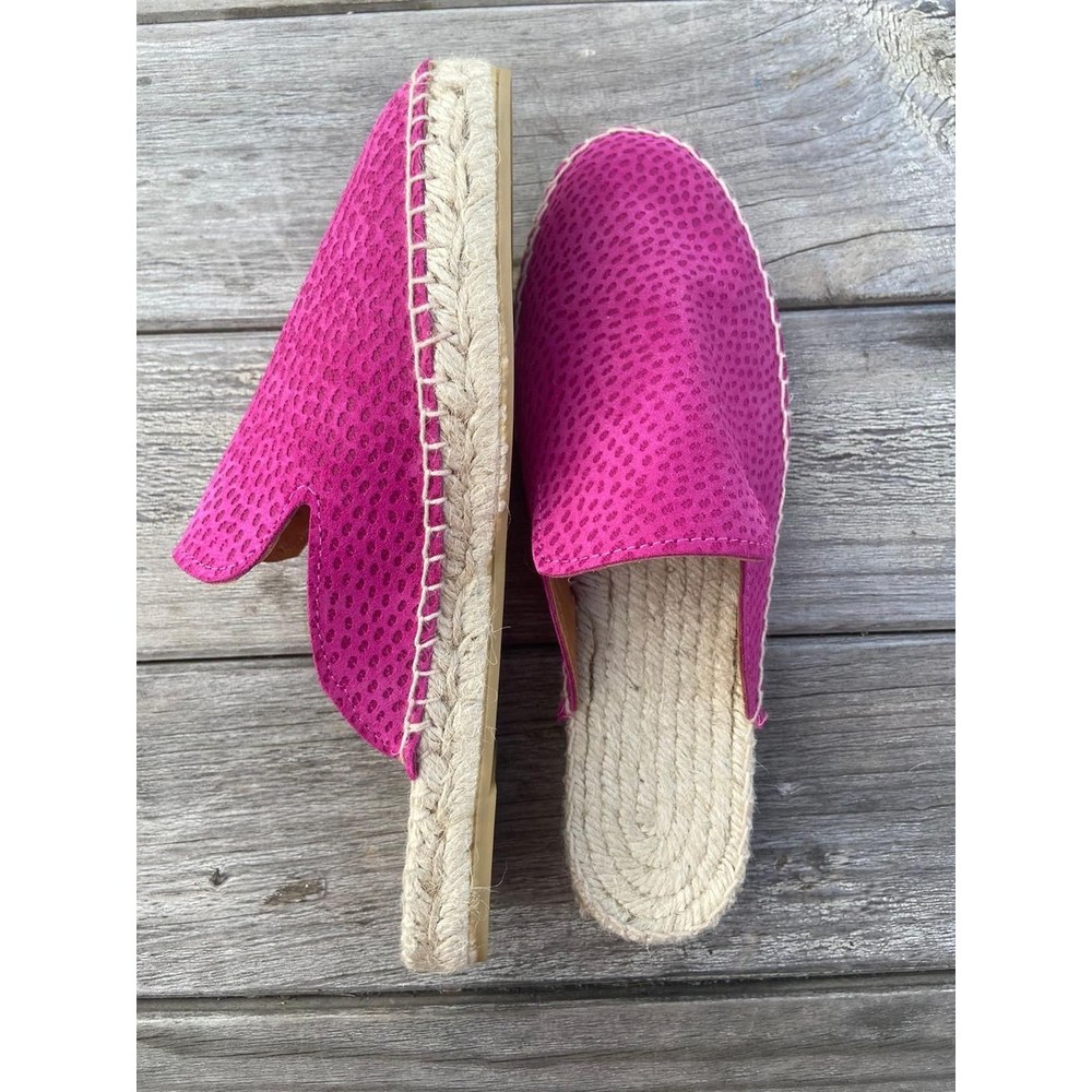 Zueco alpargata de piel con suela de yute trenzada — modelo MARINA en color Fucsia de Leathersophy